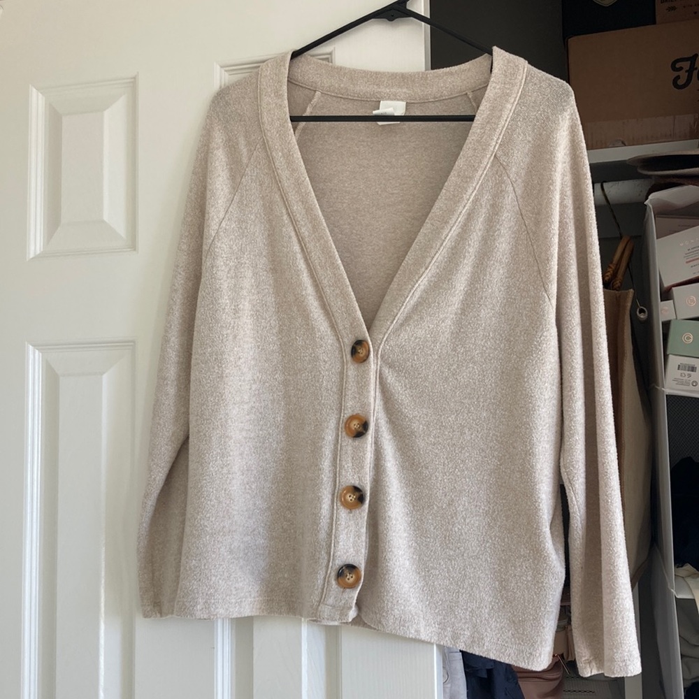 H&M button up cardigan